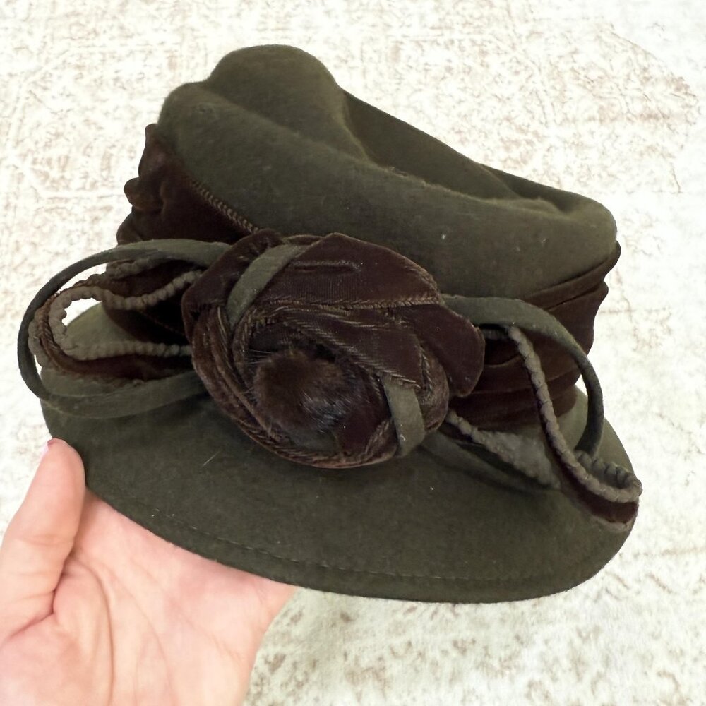 Vintage Galliano Sorbatti Hat Cloche Snap Back Womens Medium Wool Velvet 90s